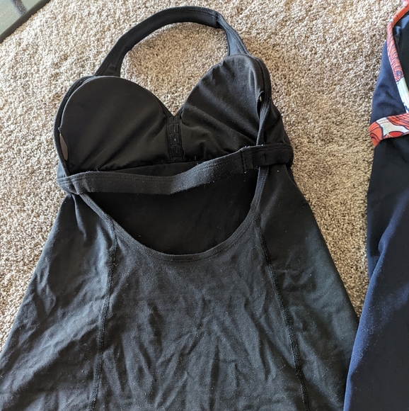 Lululemon halter top one - Picture 2 of 11